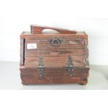 ARTS & CRAFTS STYLE SMALL WOODEN BOX