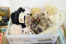 PLASTIC BOX CONTAINING SOFT TOYS INCLUDING COLLECTORS BEARS BY HILLIER-BROOK ETC