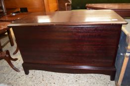 MODERN DARK WOOD BLANKET BOX, APPROX 96 X 46CM