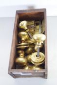 BOX CONTAINING VINTAGE BRASS DOOR KNOBS AND LOCK MECHANISM