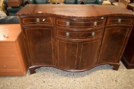 REPRODUCTION MAHOGANY SERPENTINE SIDEBOARD WITH STRUNG DECORATION, LENGTH APPROX 137CM