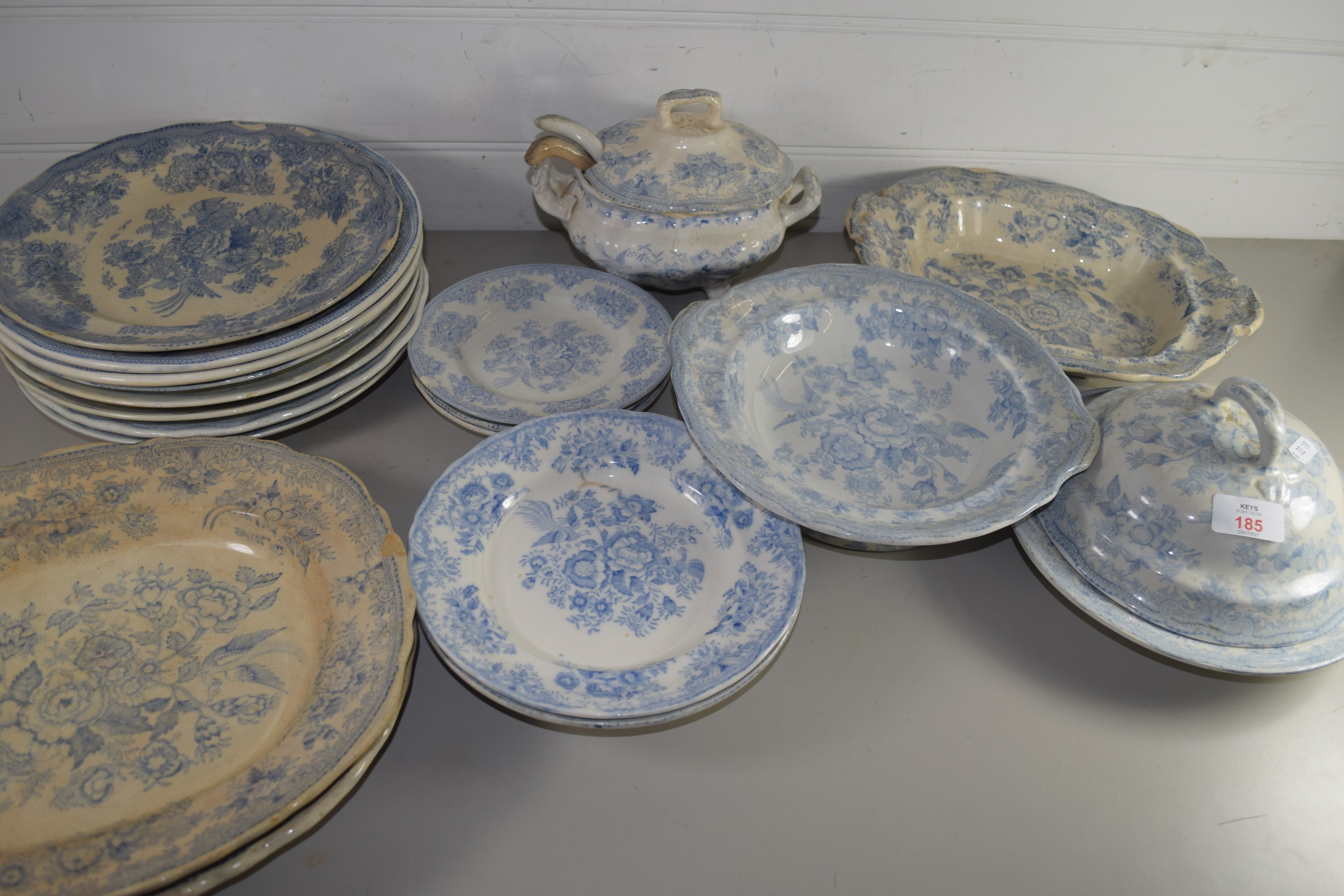 DINNER WARES IN BLUE AND WHITE DESIGN BY BURLEIGH