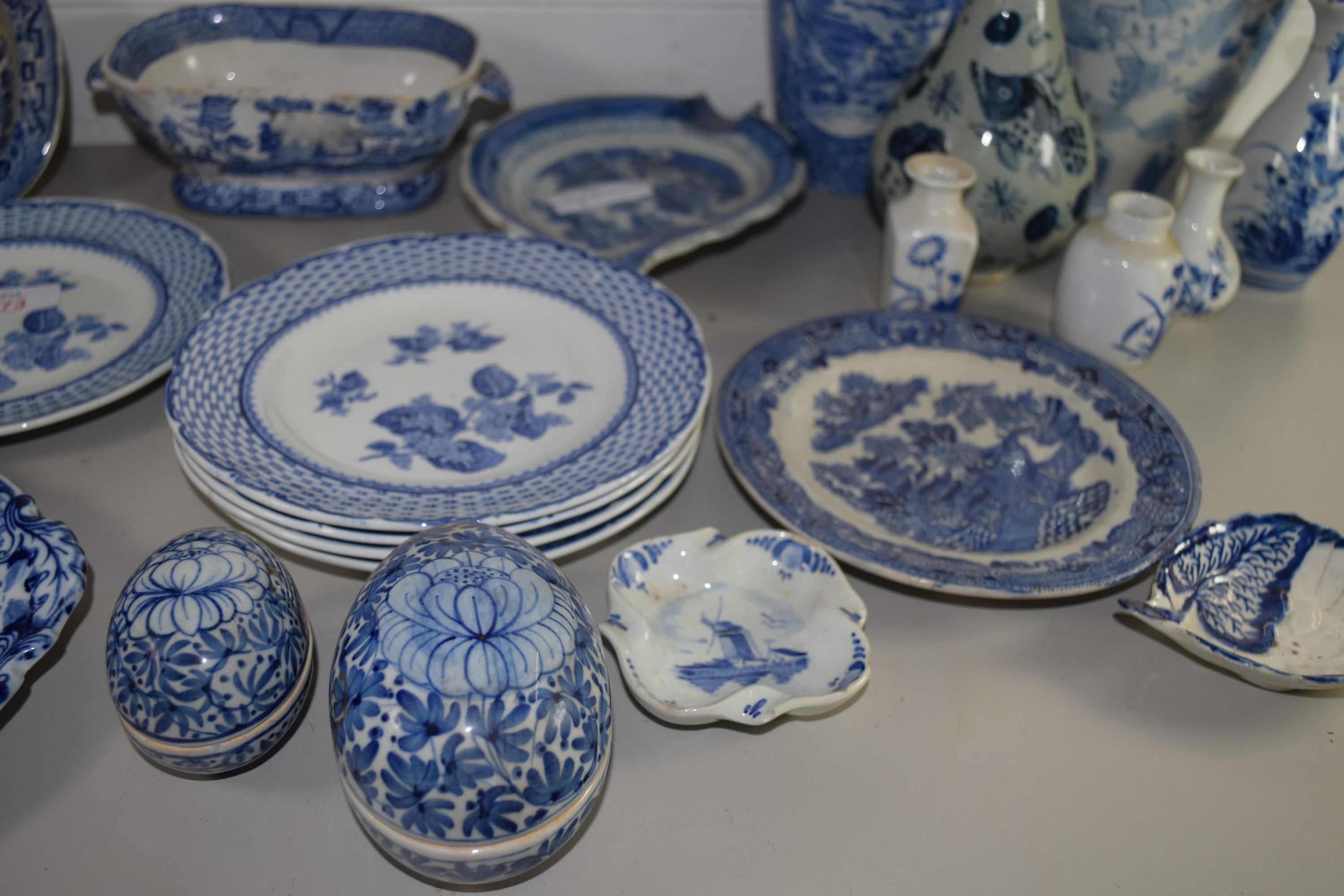 BLUE AND WHITE POTTERY, VARIOUS DISHES AND VASES - Image 2 of 2