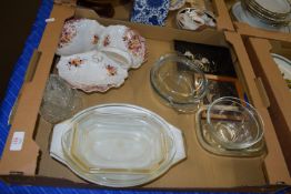 BOX OF KITCHEN WARES, PYREX DISHES ETC