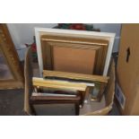 BOX CONTAINING PICTURE FRAMES