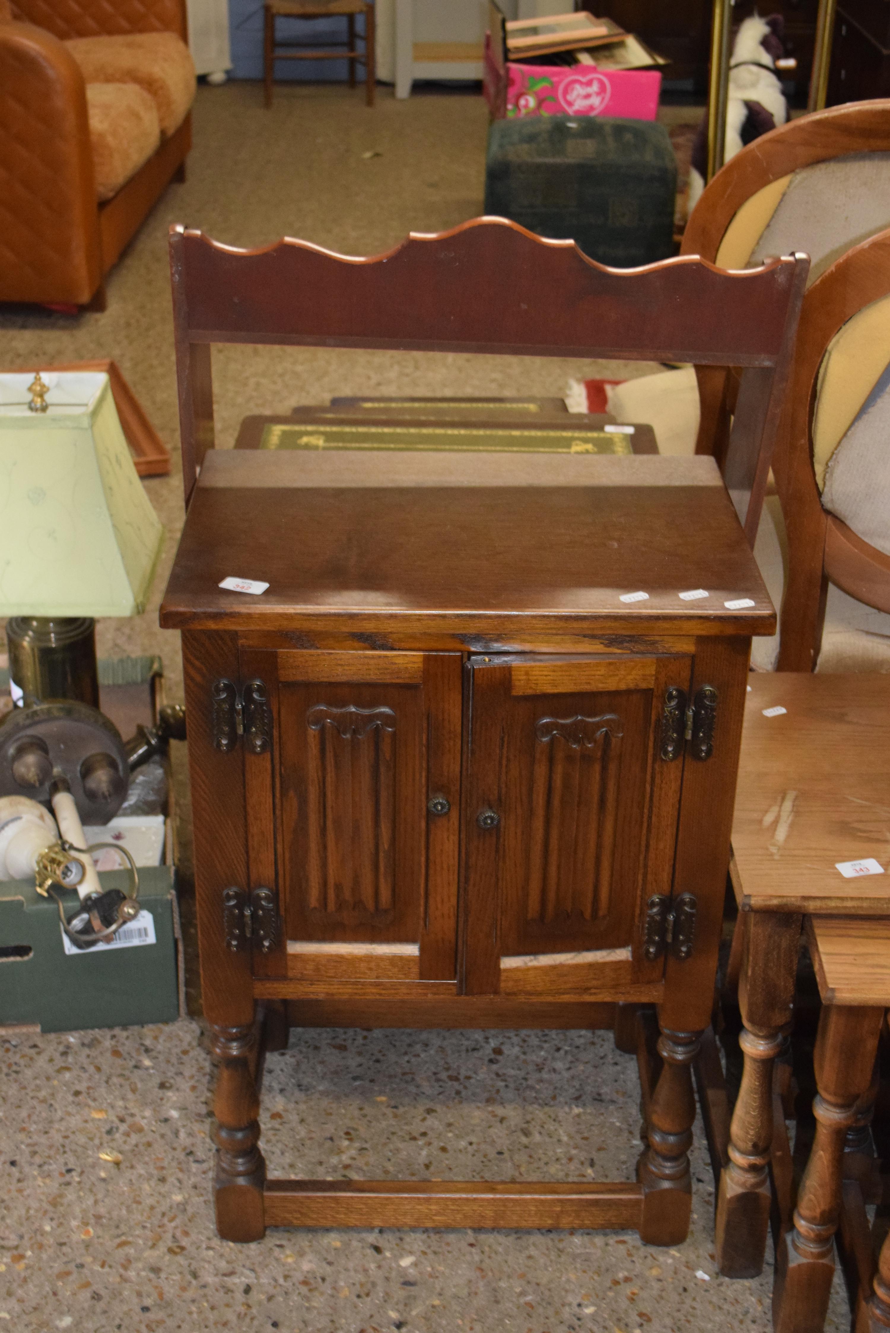 "OLD CHARM" OAK REPRODUCTION POT CUPBOARD WITH LINENFOLD DECORATION, WIDTH APPROX 50CM