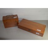 SMALL WOODEN BOX AND A FURTHER WOODEN BOX WITH CIGARETTE CARDS