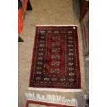 SMALL RUG, APPROX 94 X 66CM