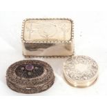 Mixed Lot: late Victorian silver pill box of circular form, engraved and chased pull off lid, gilt