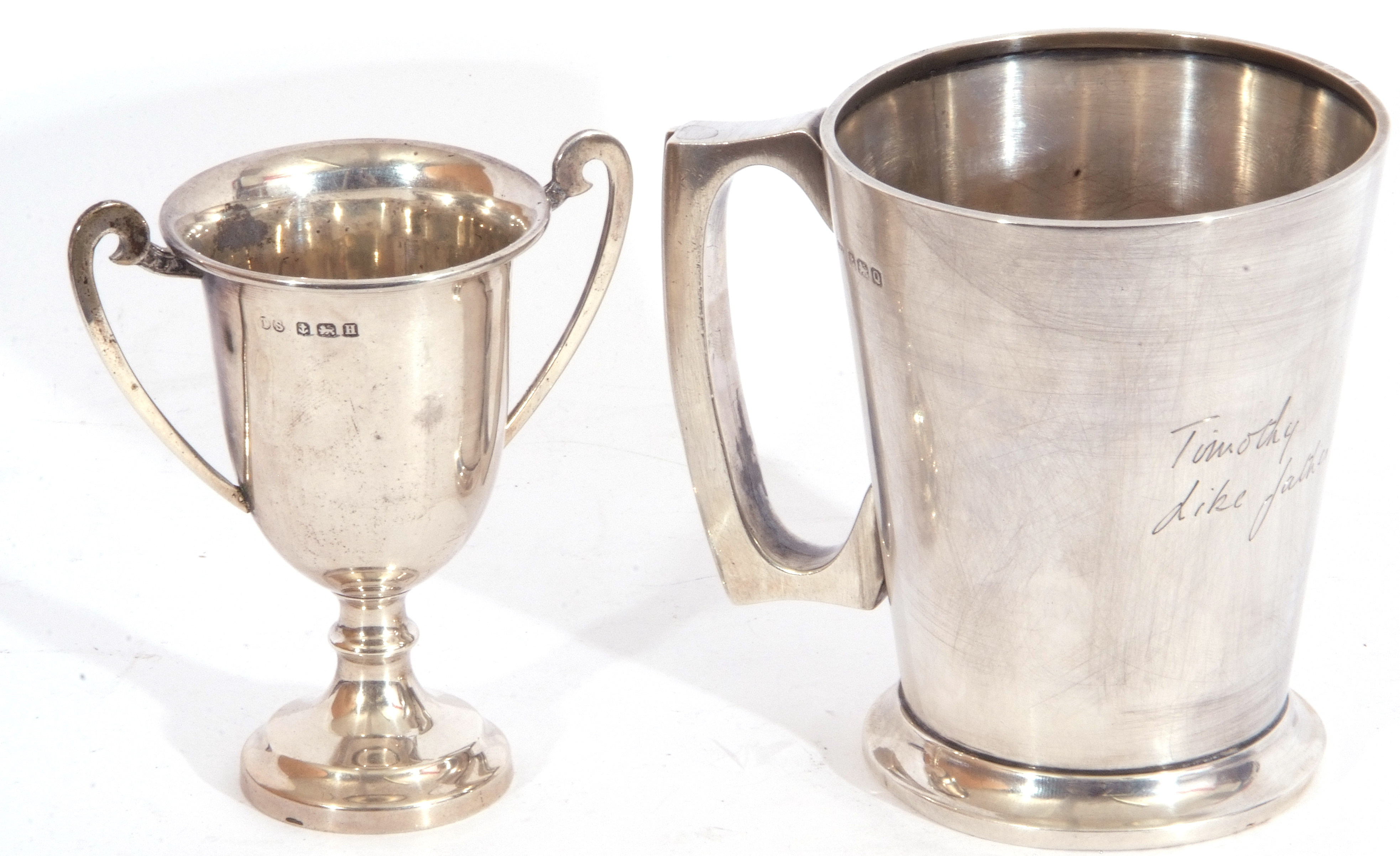 Mixed Lot: George VI silver tankard of tapering cylindrical form, applied reeded C-shaped handle - Image 2 of 7