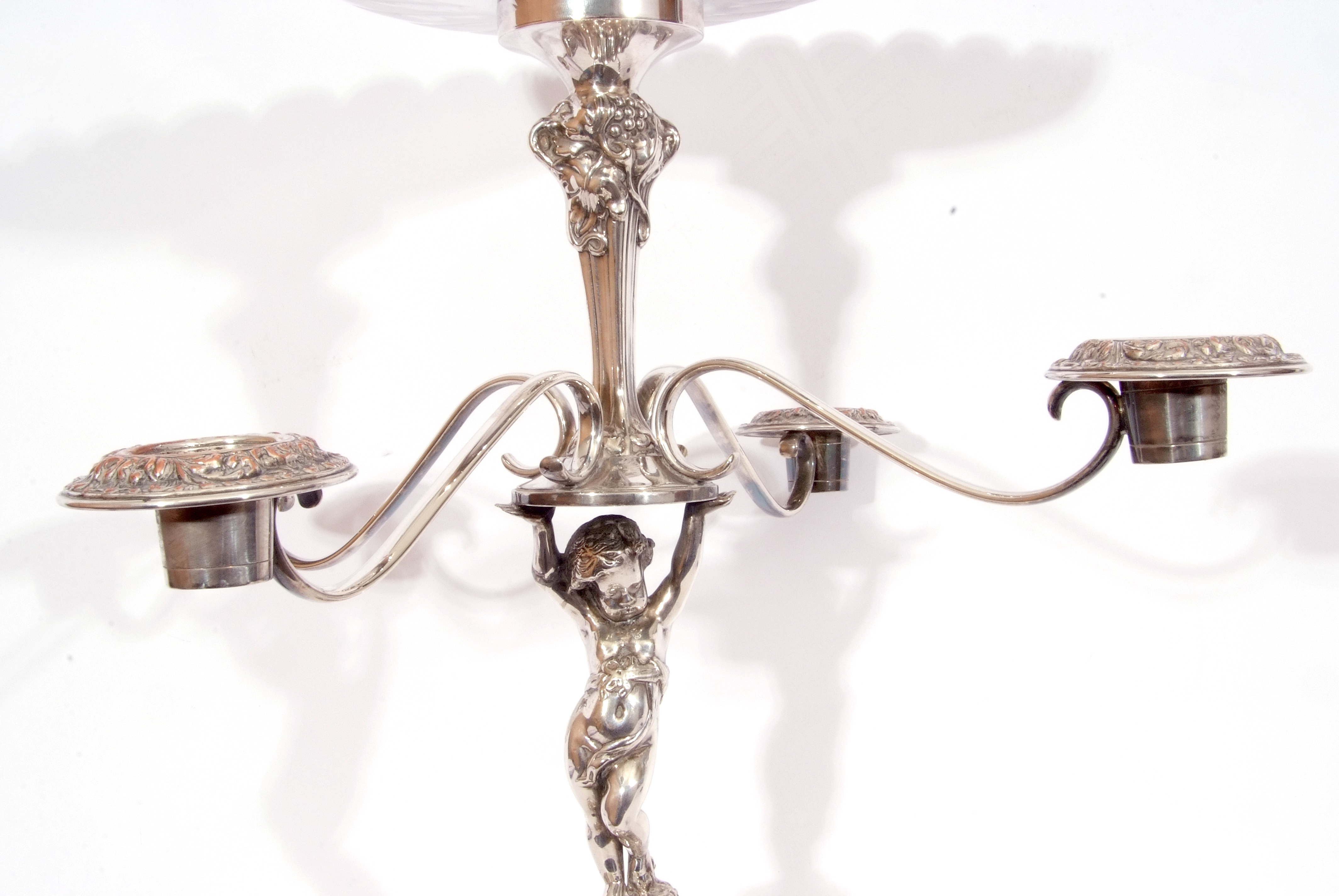 Elkington & Co silver plated centrepiece epergne/candelabrum, the top with fluted circular - Image 4 of 8