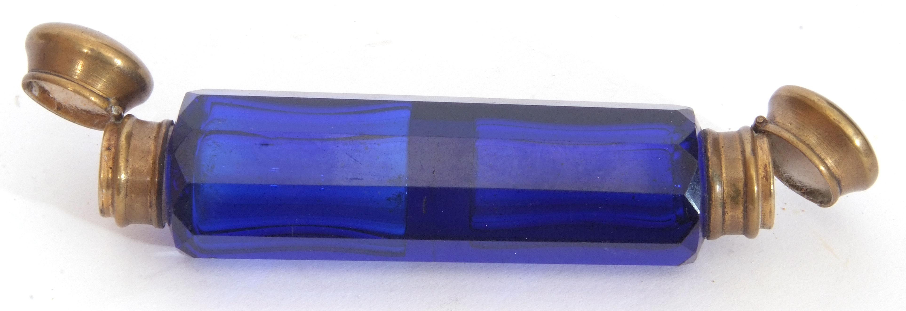 Mixed Lot: antique blue faceted glass double ended scent bottle with gilt metal fittings, 13cm long, - Image 15 of 16