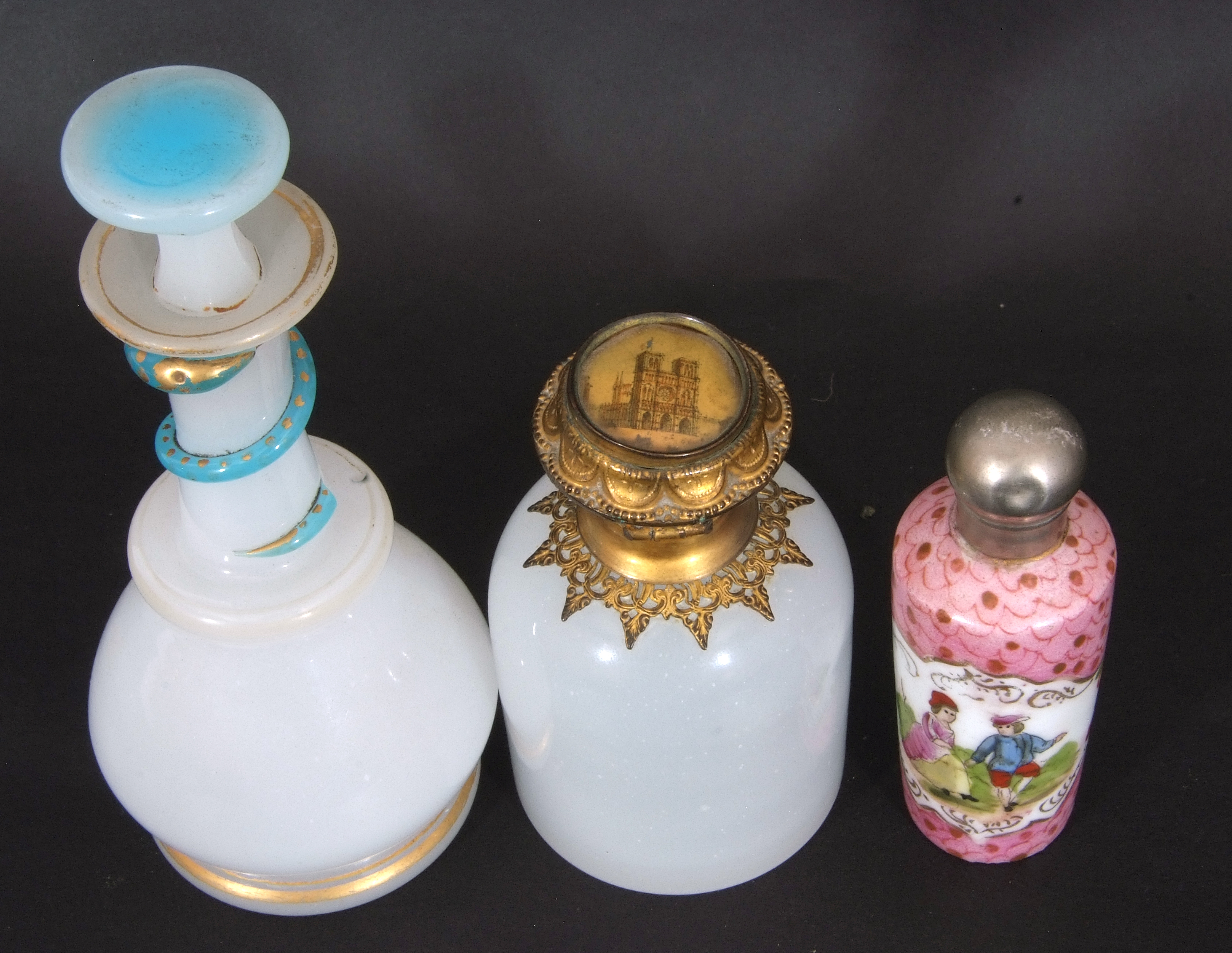 Mixed Lot: 19th century milk glass scent bottle with gilt metal hinged lid with inset to cap, a - Image 3 of 12