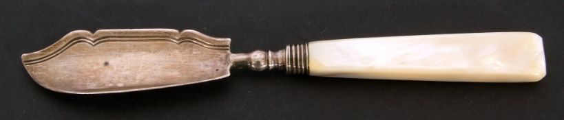 William IV silver bladed butter knife with a mother of pearl angular handle, Birmingham 1837,