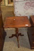 SMALL MAHOGANY EFFECT OCCASIONAL TABLE, APPROX 36 X 44CM