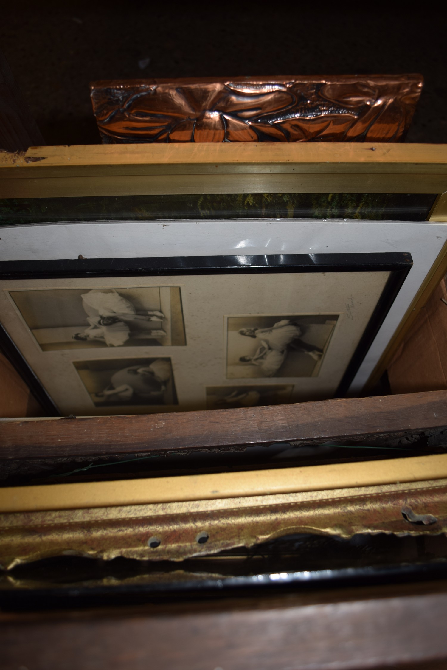 BOX CONTAINING PRINTS - Image 2 of 5
