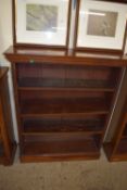 MAHOGANY LOW OPEN BOOKCASE, WIDTH APPROX 99CM