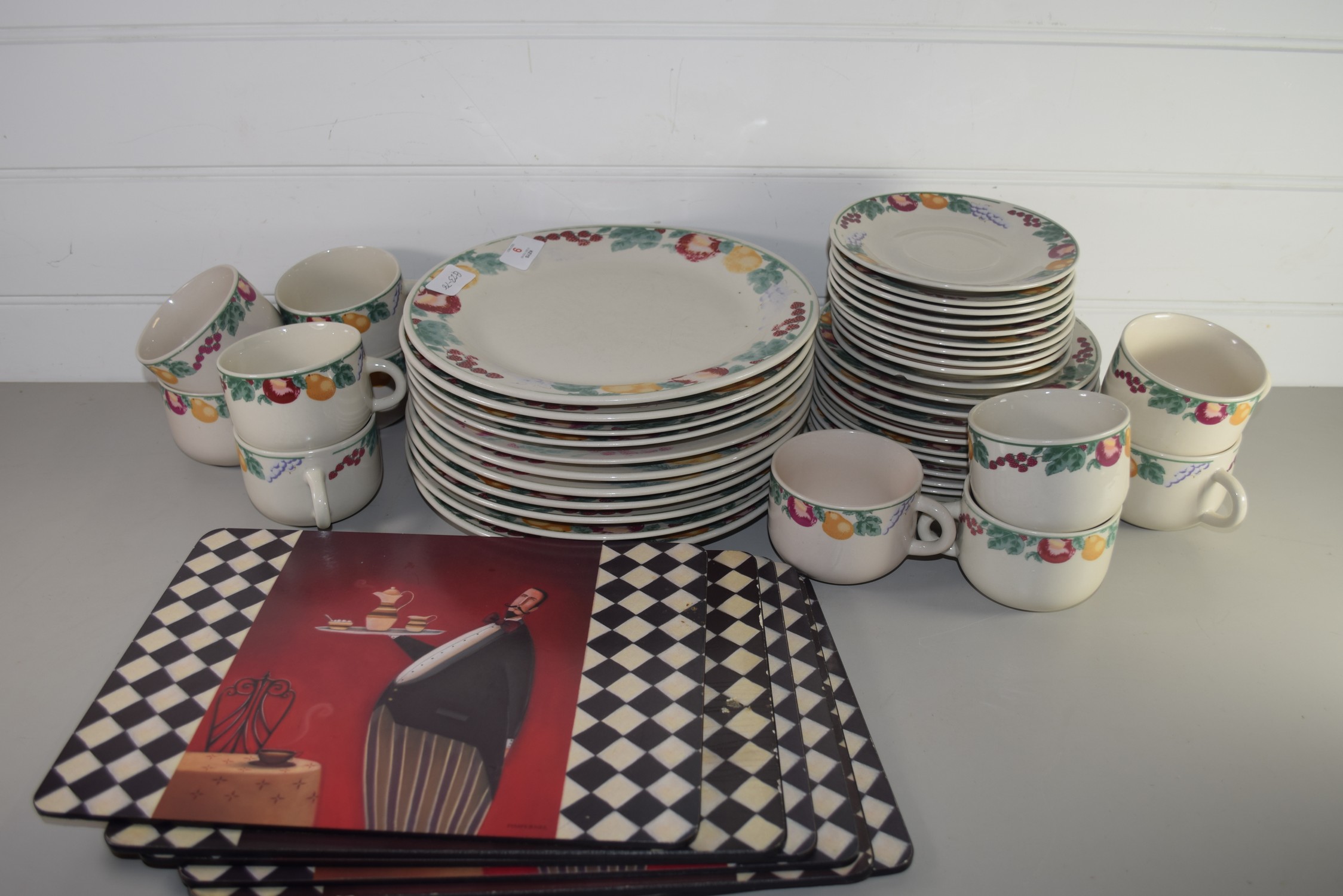 CERAMIC KITCHEN WARES, CUPS AND SAUCERS, DINNER PLATES, SIDE PLATES ETC