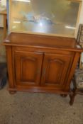 REPRODUCTION SIDE CABINET, WIDTH APPROX 95CM
