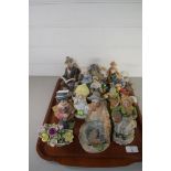 TRAY CONTAINING CERAMIC MODELS, MAINLY OF CHILDREN