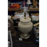 TABLE LAMP WITH POTTERY BASE