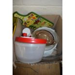 BOX OF KITCHEN WARES, PLASTIC CONTAINERS ETC