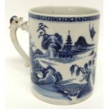 18th century Chinese porcelain tankard decorated in underglaze blue with a Chinese lady in a