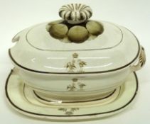 Rogers pearlware small tureen and base with armorial to cover, tureen and base, the base 18cm