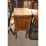SMALL EARLY 20TH CENTURY POT CUPBOARD, WIDTH APPROX 35CM