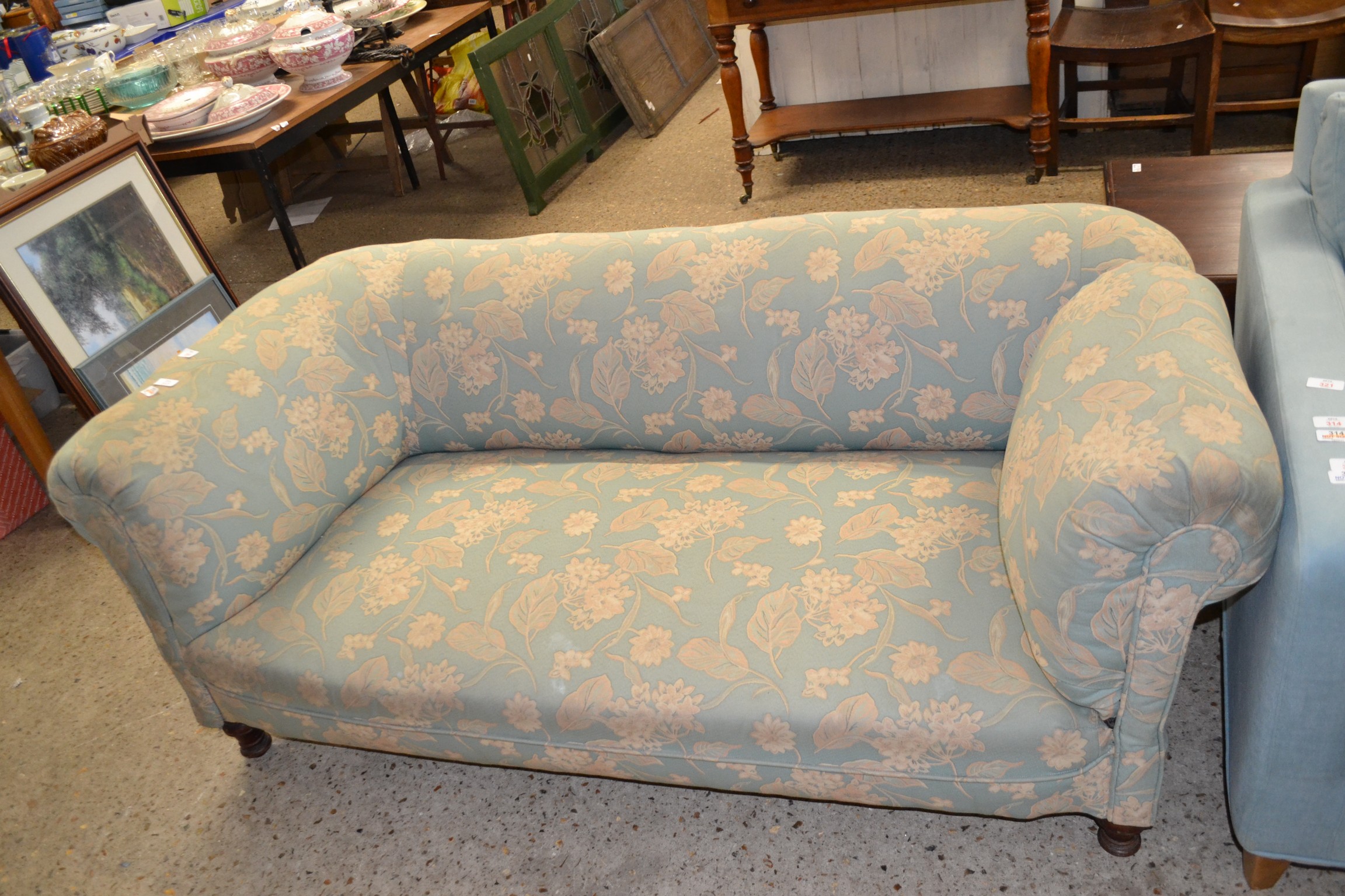 VINTAGE TWO SEATER FLORAL SOFA, LENGTH APPROX 172CM