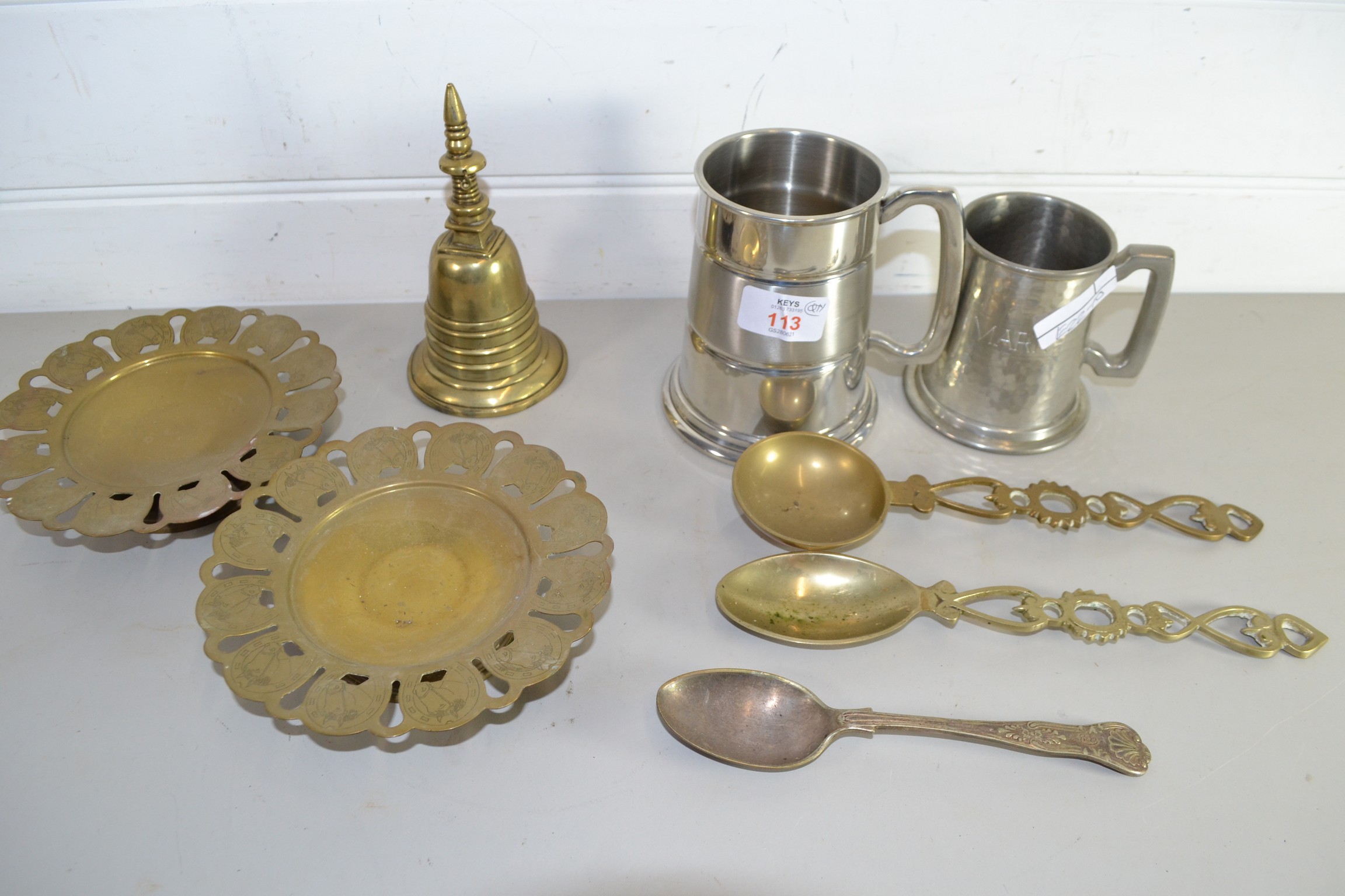 TWO PEWTER TANKARDS AND SOME BRASS ITEMS