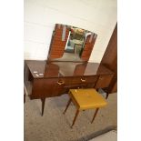 1960S MEREDEW MIRROR BACK DRESSING TABLE AND MATCHING RETRO STOOL, APPROX 153CM LONG