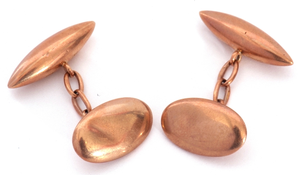 Pair of antique 9ct gold cuff links of oval and torpedo links, joined by chain fittings, 5.8gms - Image 2 of 4