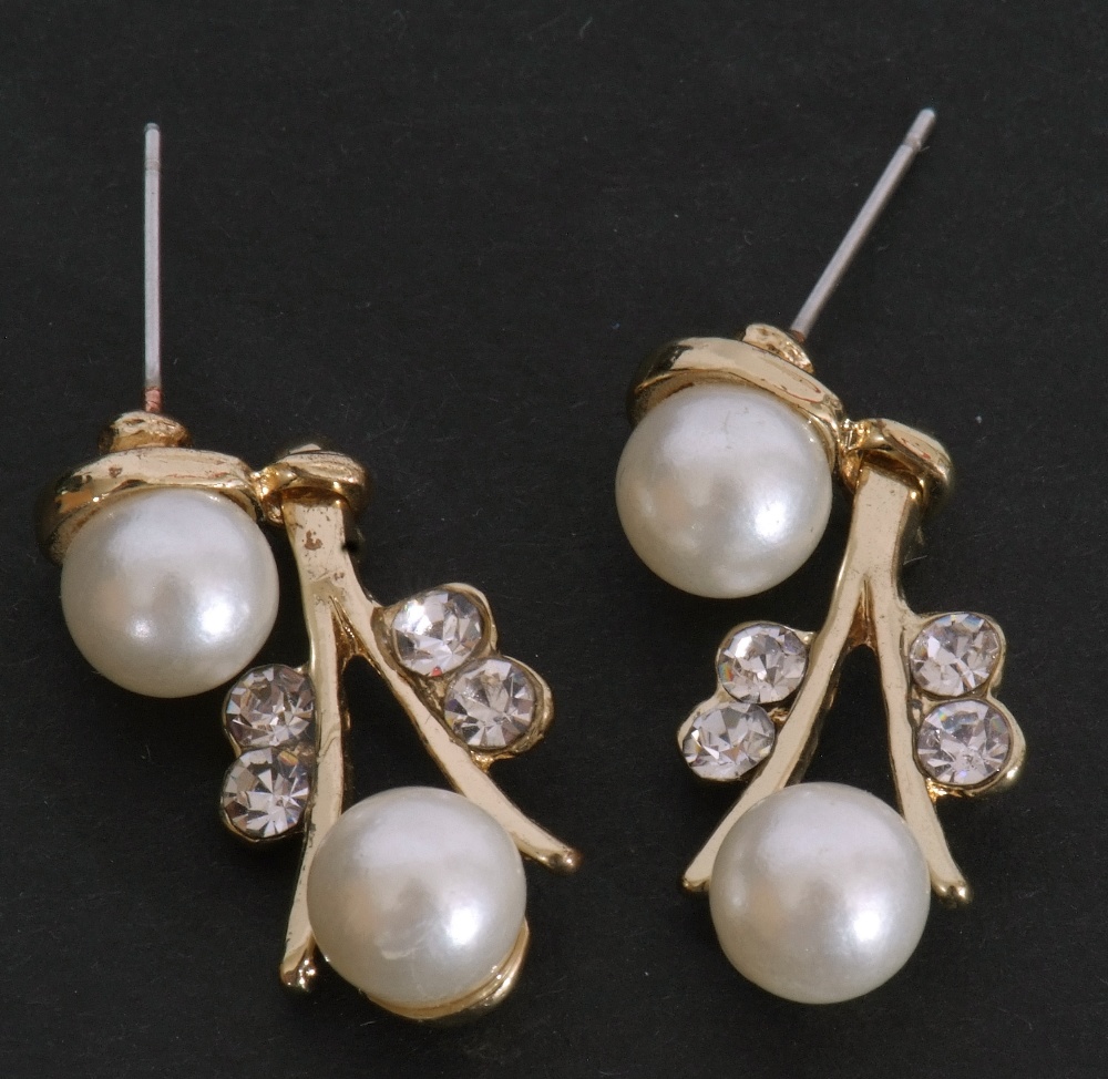 Pair of modern simulated pearl and paste set drop earrings - Image 2 of 6