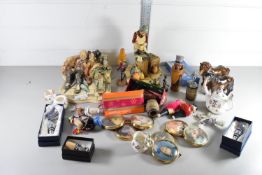 BOX CONTAINING MISC CERAMICS, MODELS OF HORSES, FIGURAL GROUP ETC