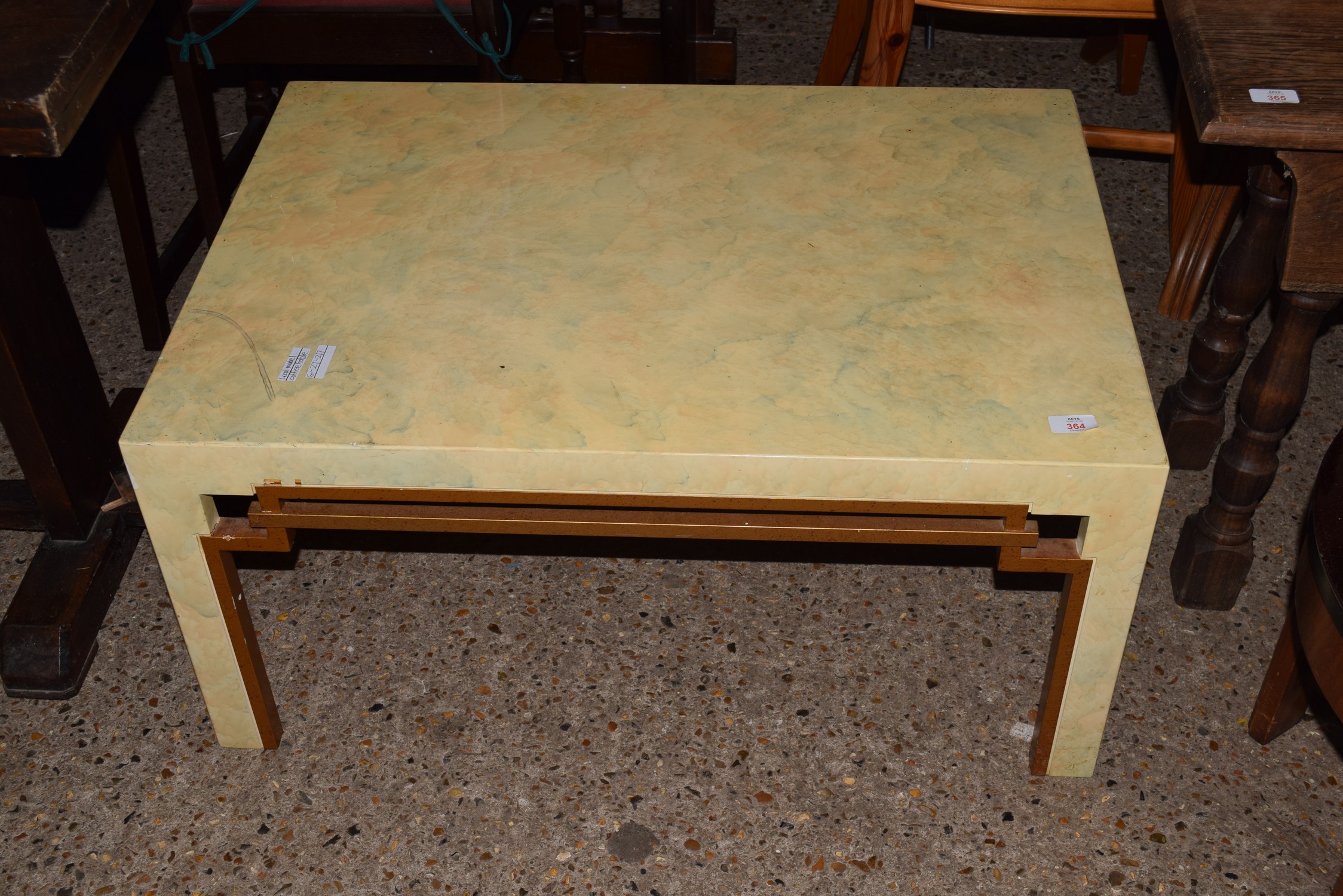 DECO STYLE COFFEE TABLE, APPROX 85 X 60CM