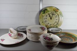 BOX CONTAINING CERAMICS, SOME LOCAL INTEREST PLATES AND QTY OF DINNER WARES BY MEAKIN