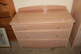 MODERN STAG CHEST OF DRAWERS, WIDTH APPROX 101CM