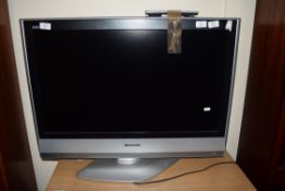 PANASONIC VIERA FLAT SCREEN TV