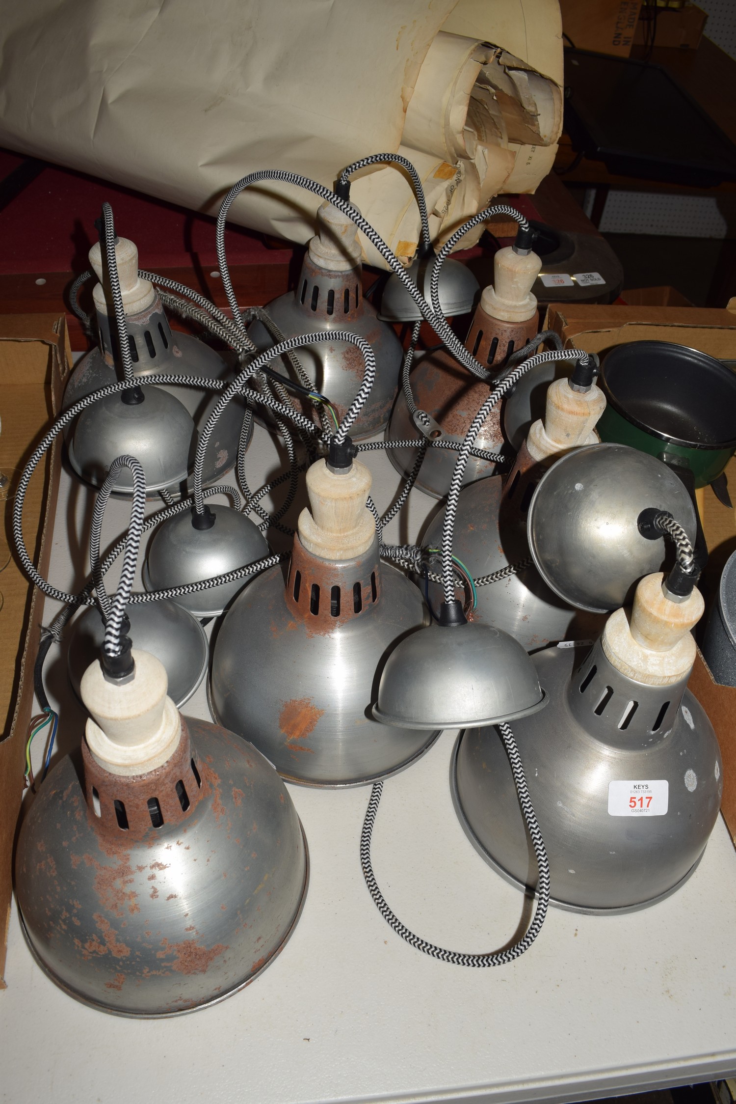 BOX OF RETRO PENDANT LAMP FITTINGS