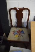 UPHOLSTERED DINING CHAIR