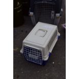 CARRYING CRATE FOR CATS