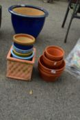 QTY OF TERRACOTTA PLANT POTS