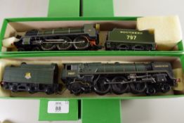 Hornby "Hereward the Wake" locomotive No 70037 together with a Hornby "Sir Blamor de Ganis"