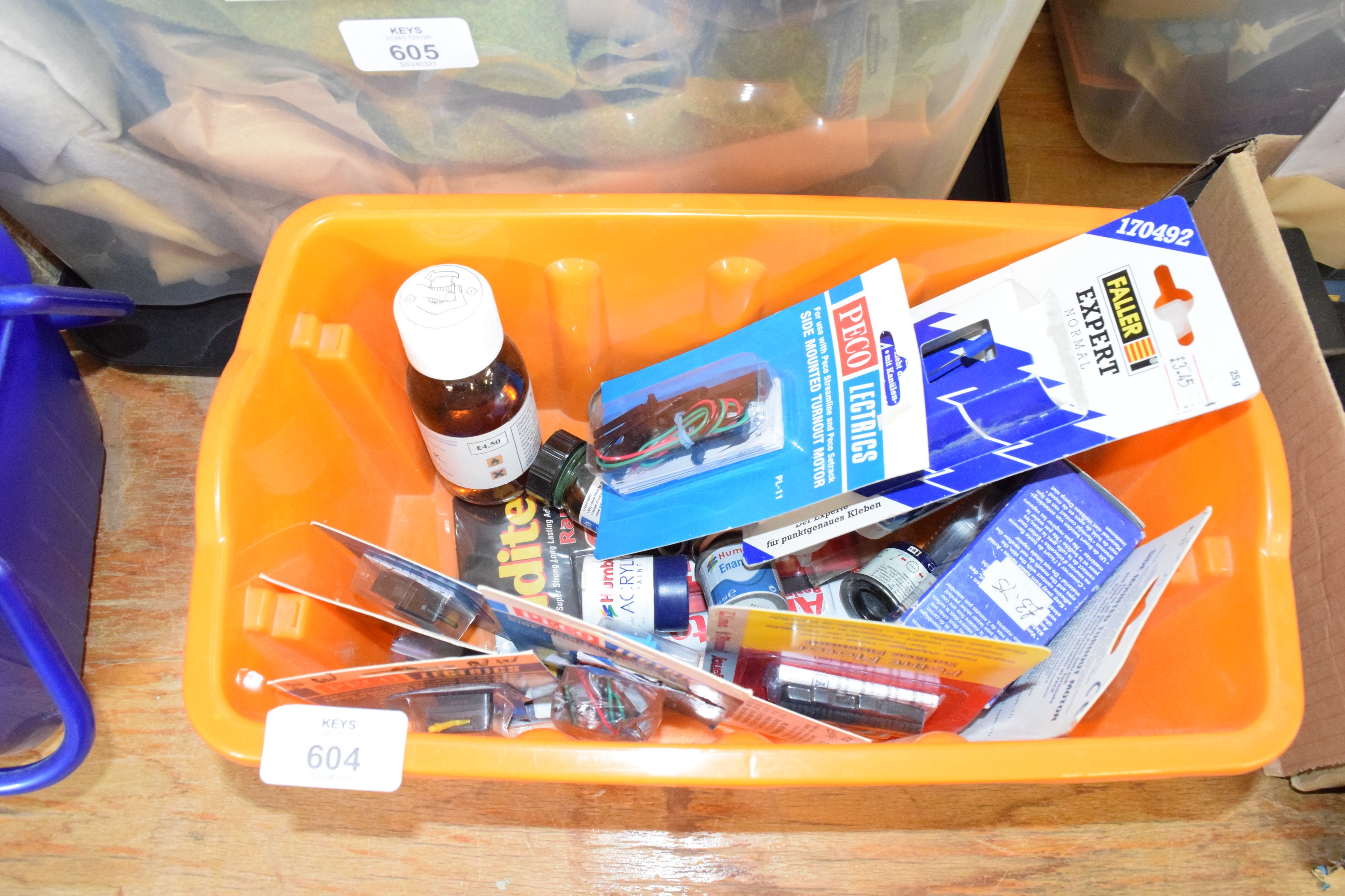 Small box containing mainly Humbrol acrylic paints