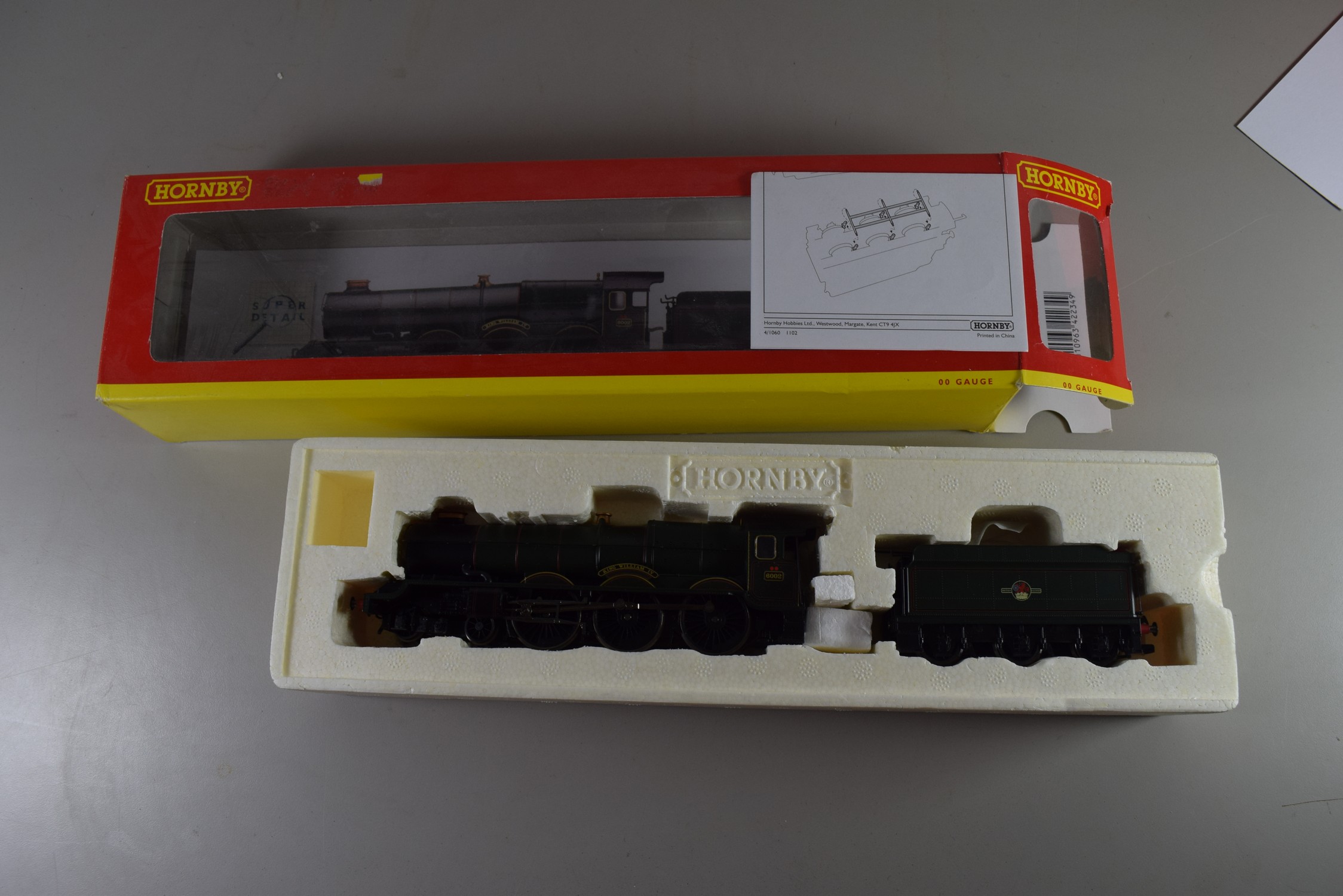 Boxed Hornby 00 gauge R2234 BR 4-6-0 King class "King William VI" No 6002