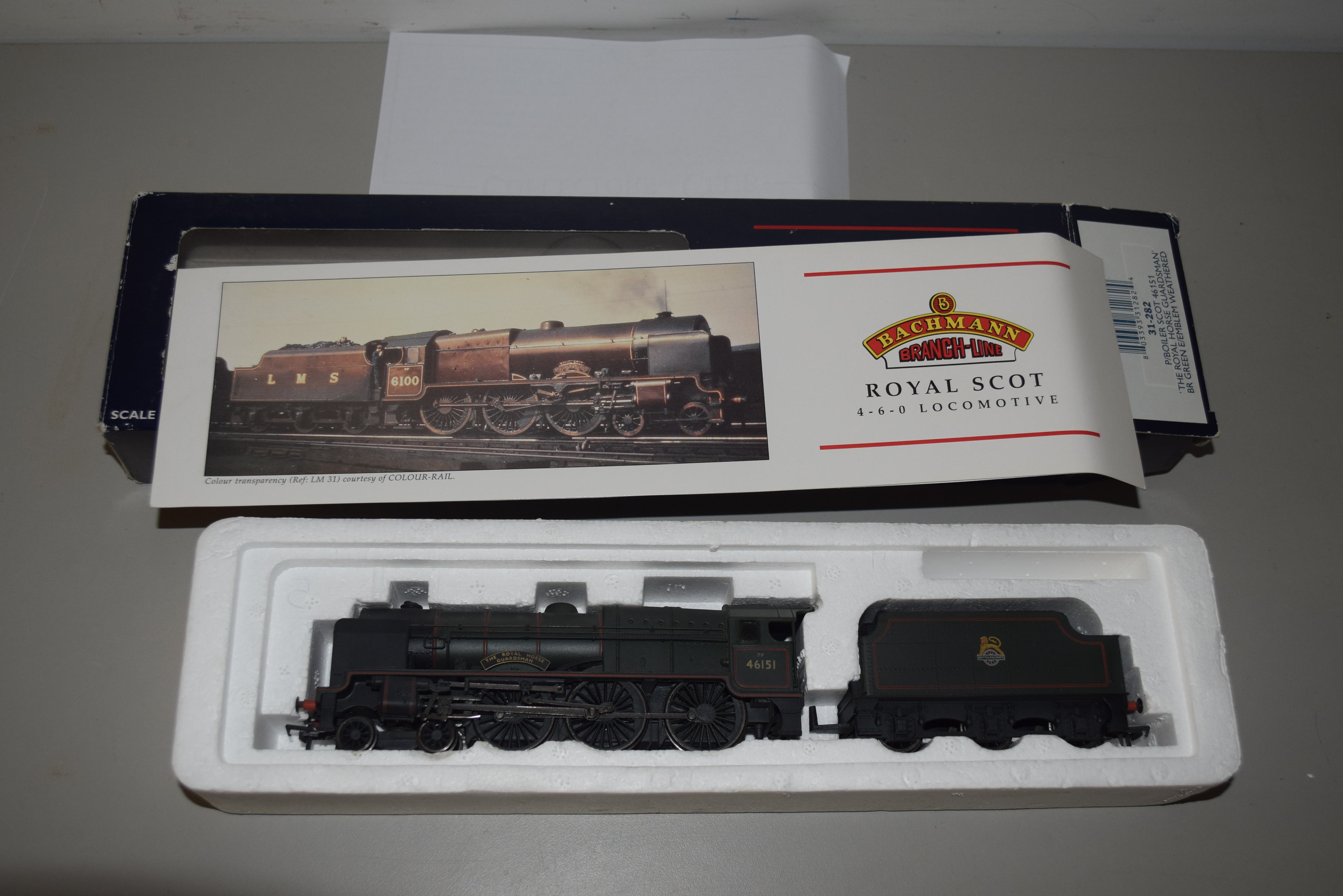 Boxed Bachmann 00 gauge 31-282 P-boiler Scot "The Royal Horseguardsmen" BR green E/emblem - Image 3 of 3