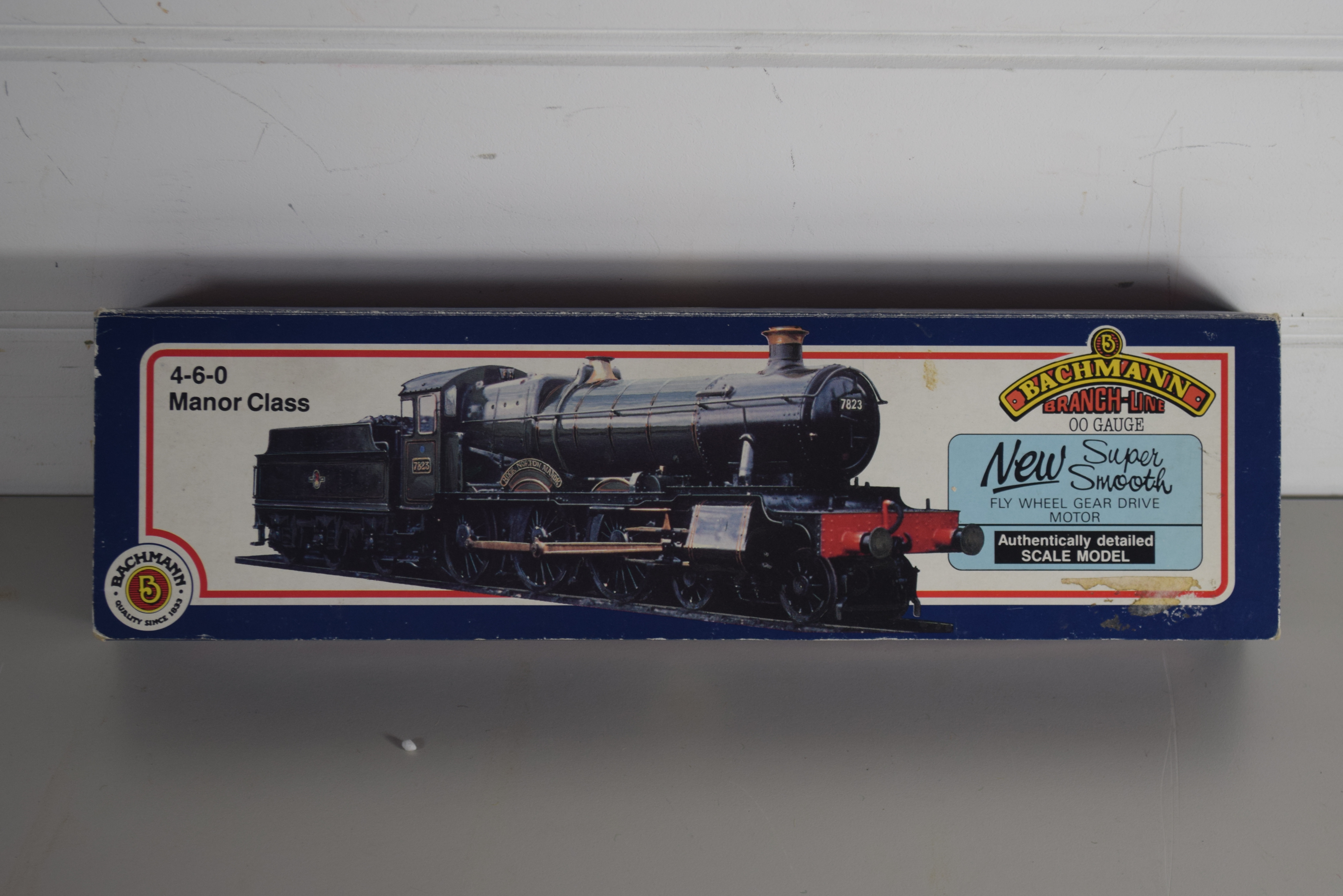 Boxed Bachmann 00 gauge 31-302 4-6-0 Manor Class "Hook Norton Manor" No 7823 locomotive