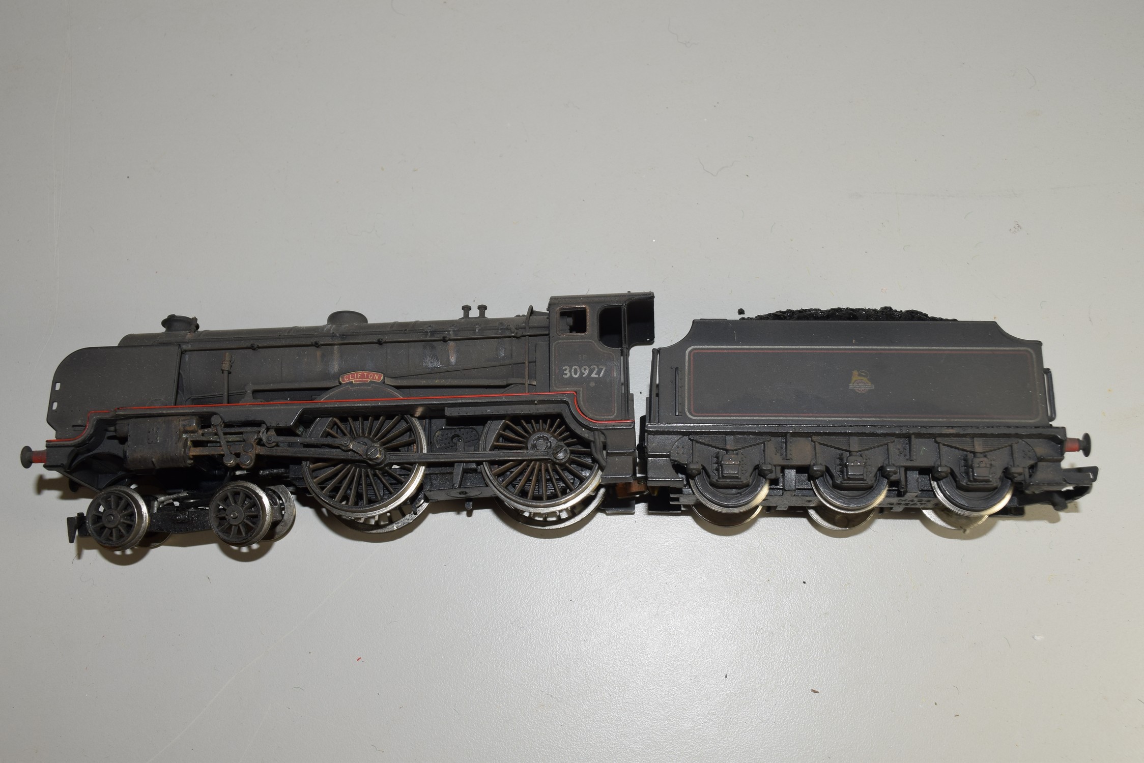 Unboxed Hornby 00 gauge "Clifton" locomotive no 30927