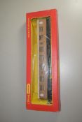 Boxed Hornby 00 gauge R745 LNER full third coach